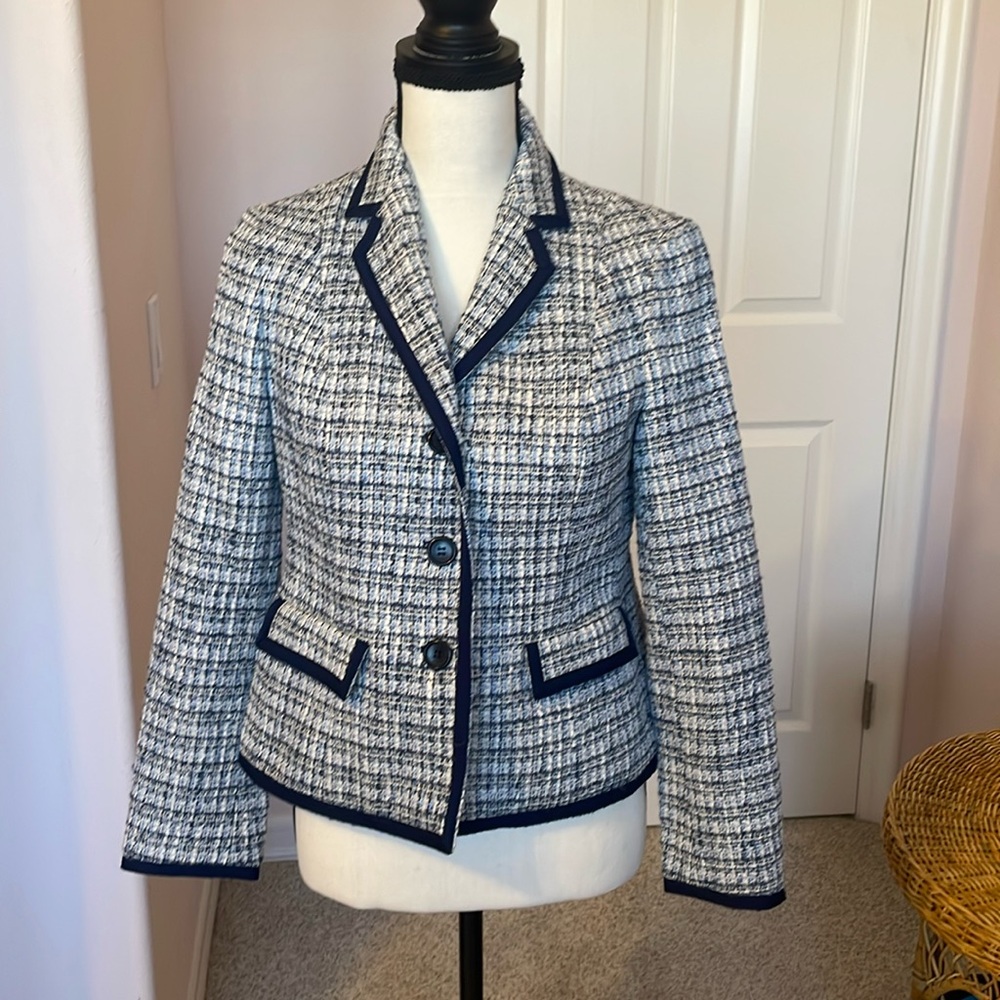 Talbots 4P white blue blazer